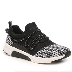 Mark Nason 6.5 sneakers